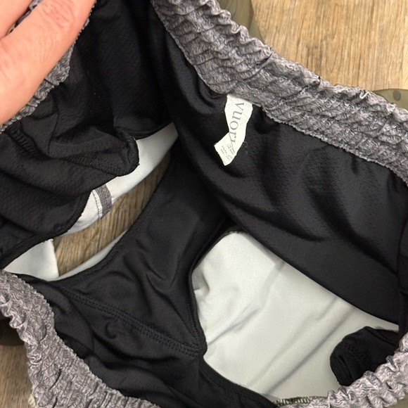 Vuori • Camo Clementine Shorts - Picture 4 of 7